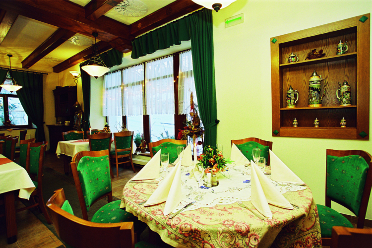 Foto - Náchod - Zámecký Hotel Náchod ***